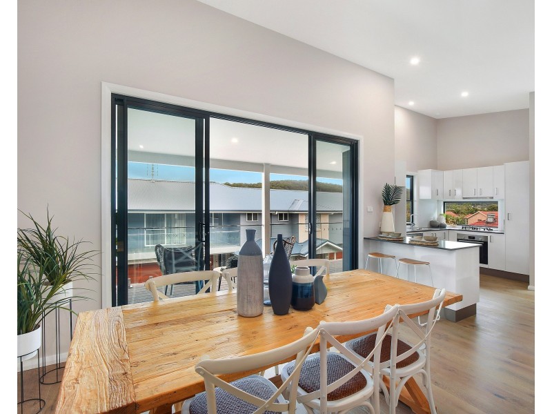 3 & 4/17 Melbourne Street, East Gosford NSW 2250