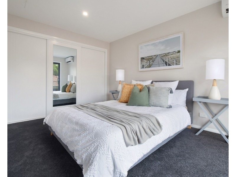 3 & 4/17 Melbourne Street, East Gosford NSW 2250