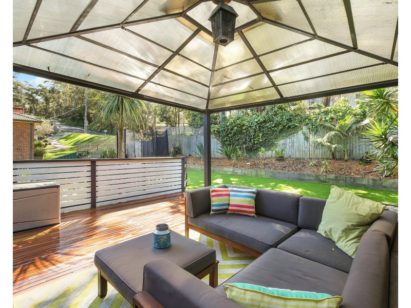 2 Barkala Street, Lisarow NSW 2250