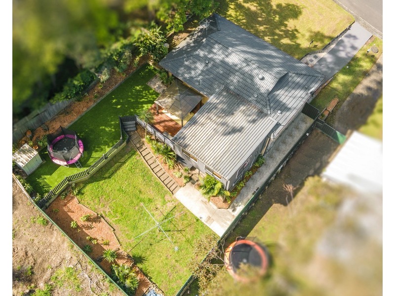 2 Barkala Street, Lisarow NSW 2250