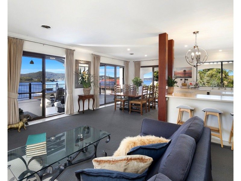 139a Albany Street, Point Frederick NSW 2250