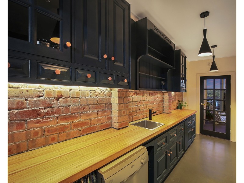 139a Albany Street, Point Frederick NSW 2250