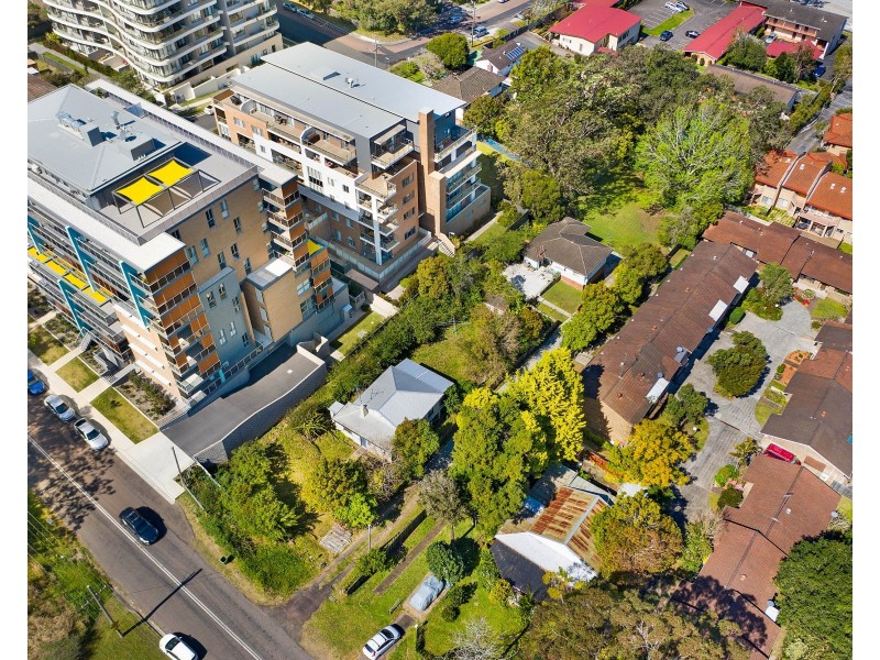 51 & 51A Donnison Street West, West Gosford NSW 2250