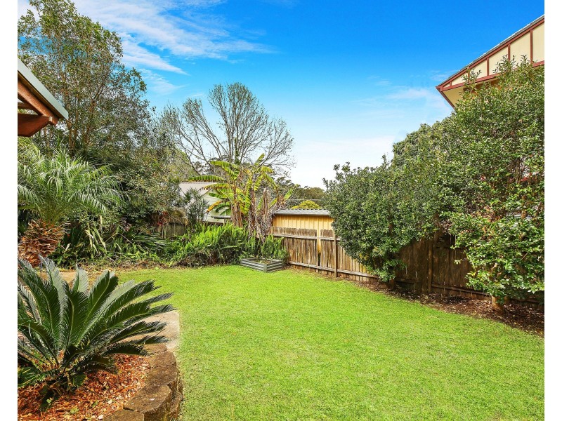 12 Bushlands Avenue, Springfield NSW 2250