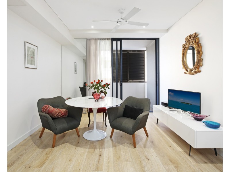 106/148A Albany Street, Point Frederick NSW 2250