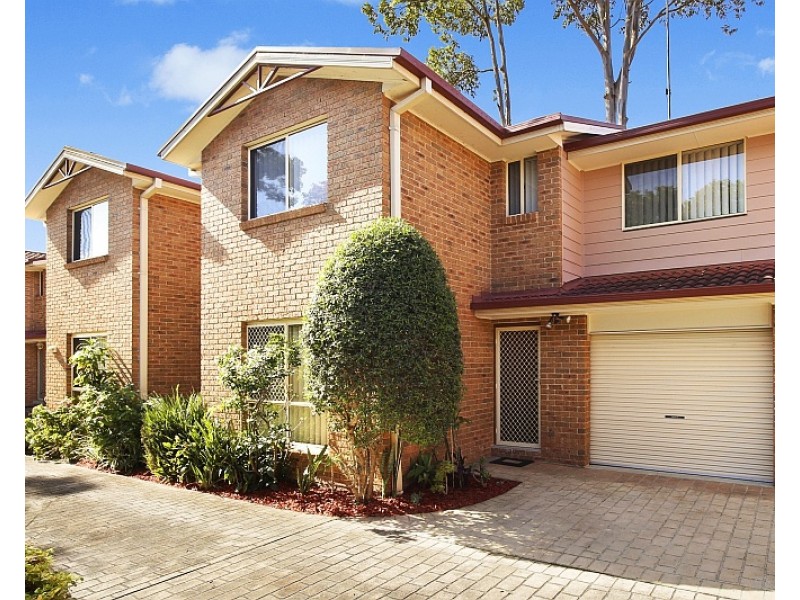 2/156 Albany Street, Point Frederick NSW 2250