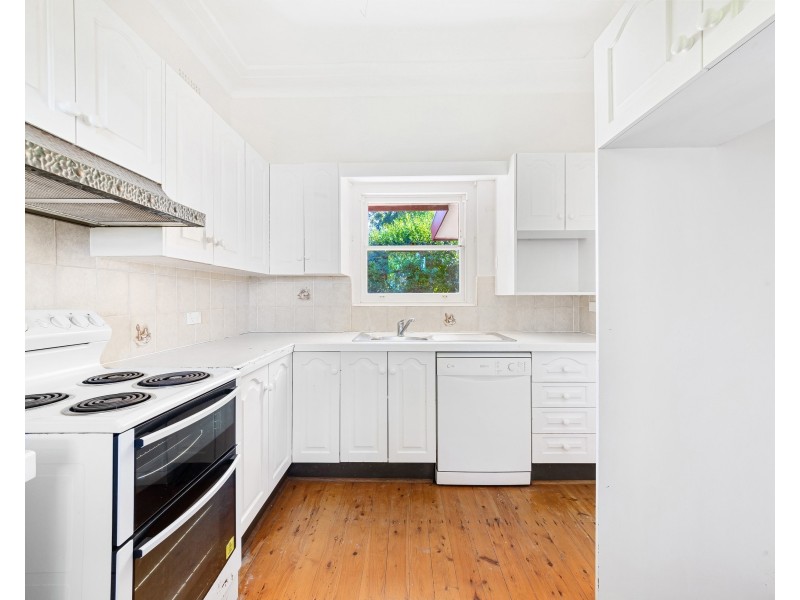 2 Kibble Street, Gosford NSW 2250