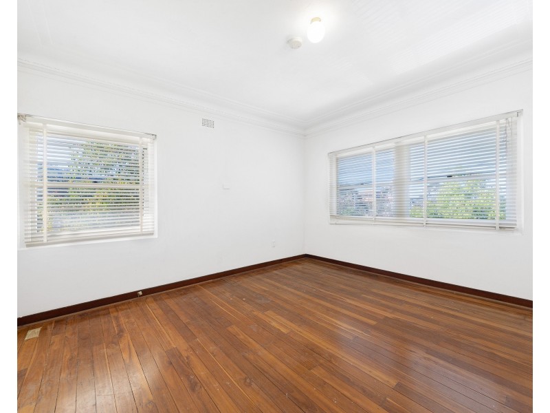 2 Kibble Street, Gosford NSW 2250