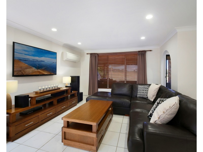 55 Newcastle Street, Springfield NSW 2250