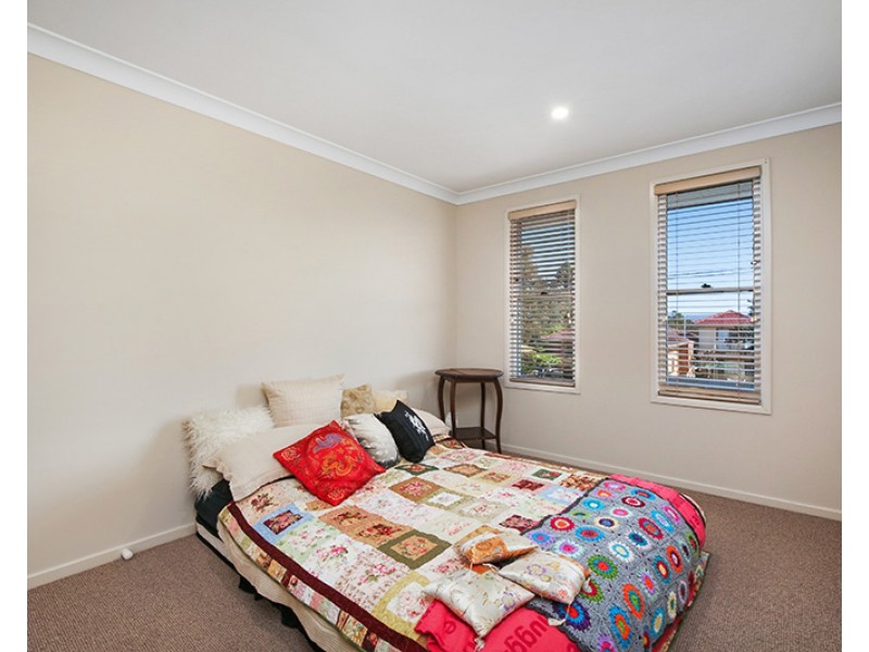 2/34 George Street, East Gosford NSW 2250