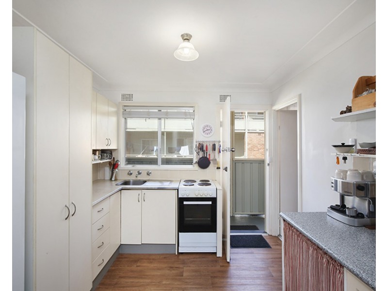 5/86 Faunce Street West, Gosford NSW 2250