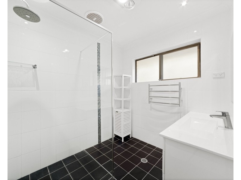 5/2 Broadview Avenue, Gosford NSW 2250