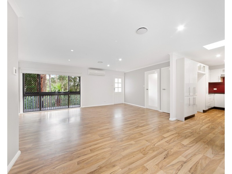 4G Gregory Street, Wyoming NSW 2250