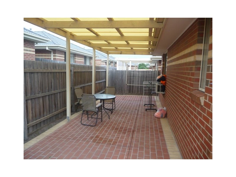 18/12 Rufus Street, Epping VIC 3076
