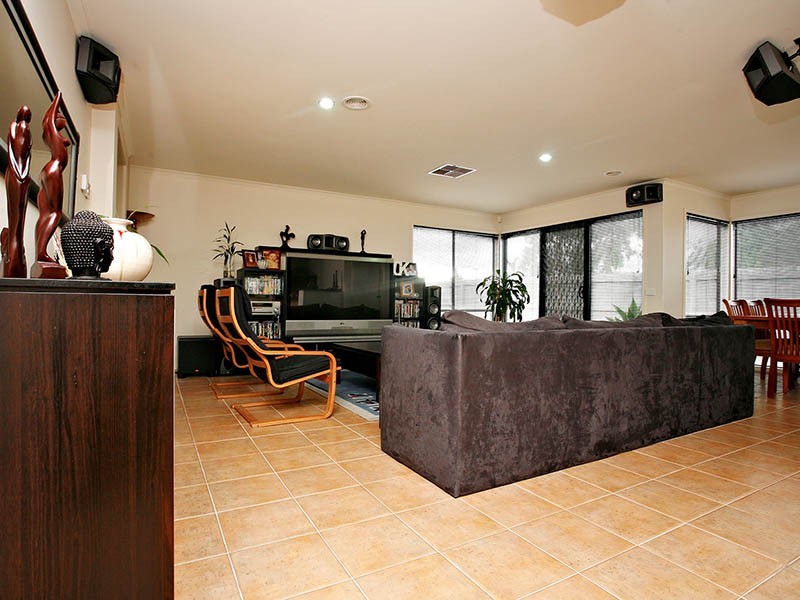 7 Strimon Court, Roxburgh Park VIC 3064