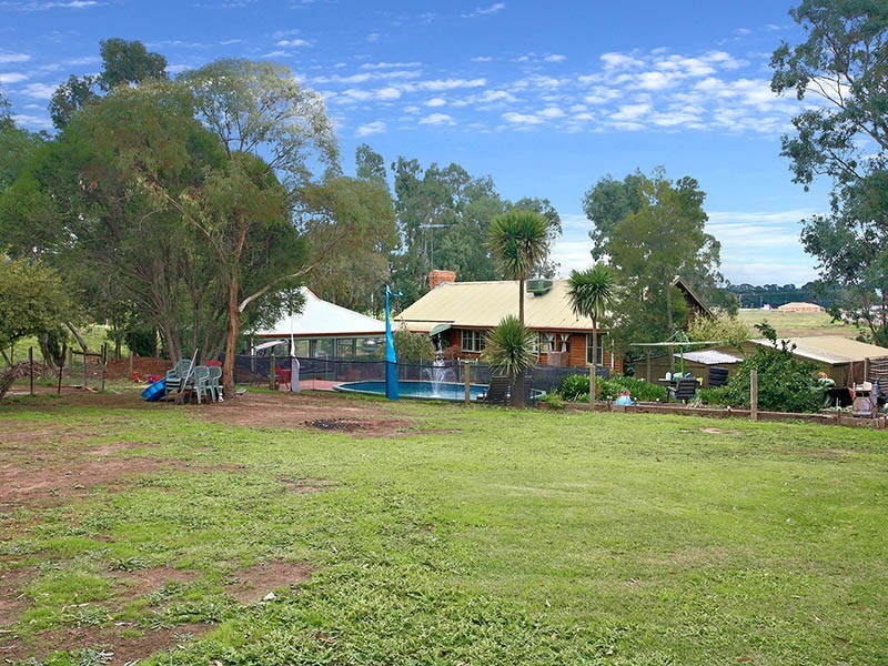 1 Black Flat Road, Whittlesea VIC 3757