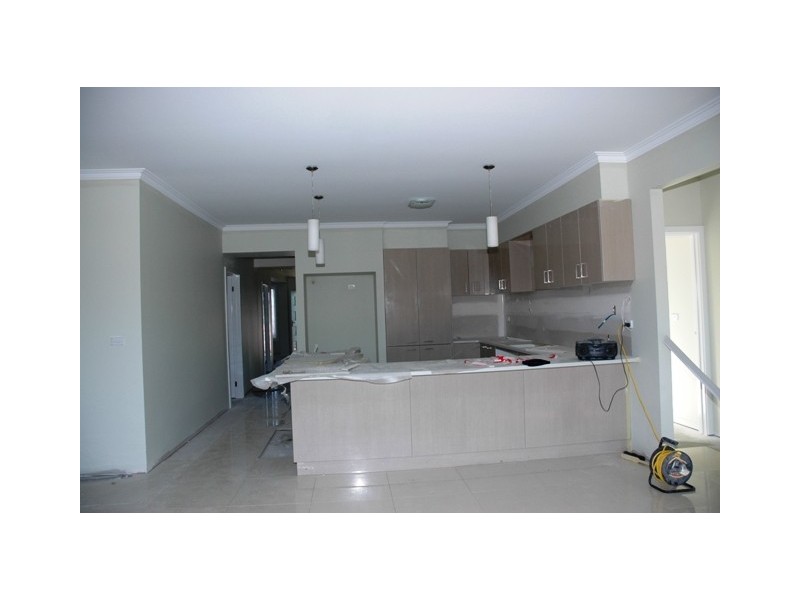 Roxburgh Park VIC 3064