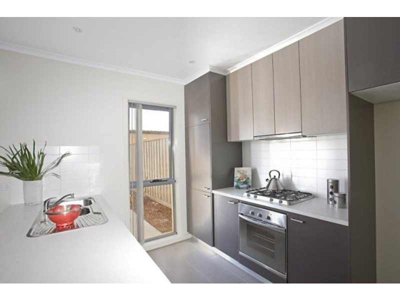 55 Swamphen Drive, Williams Landing VIC 3027