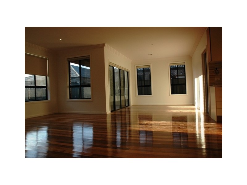 3 Highclere Street, Craigieburn VIC 3064