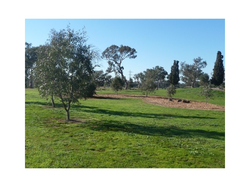 26 Redbark Hill, South Morang VIC 3752