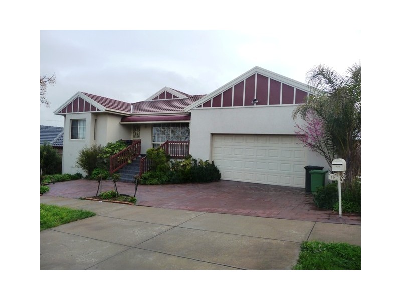 10 Skyline Rise, Craigieburn VIC 3064