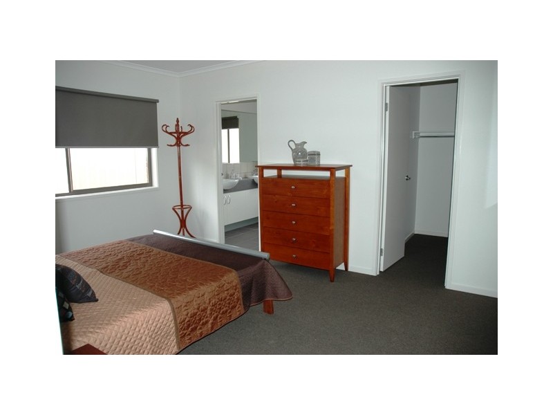 Lot 1314 Botanica Springs Bvd, Brookfield VIC 3338