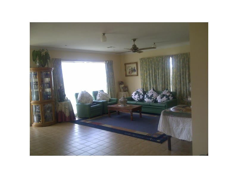 17 Winterton, Hallam VIC 3803
