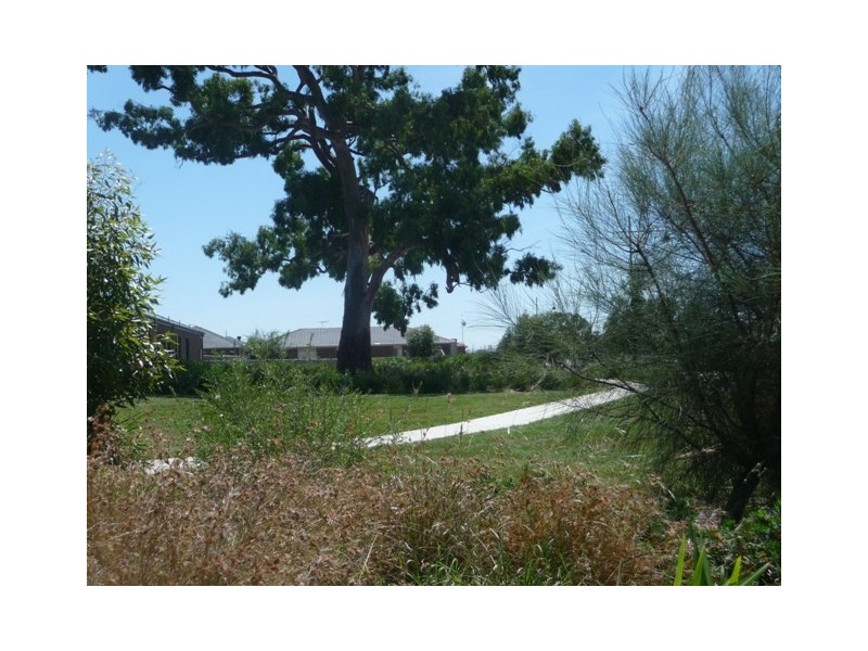 Lot 814 Towerhill Avenue, Doreen VIC 3754