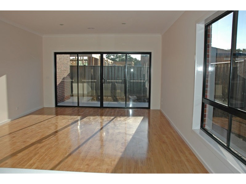 15 Donnelly Cct, South Morang VIC 3752