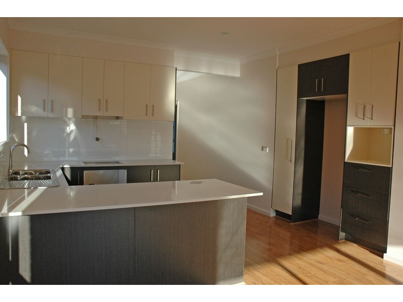 15 Donnelly Cct, South Morang VIC 3752