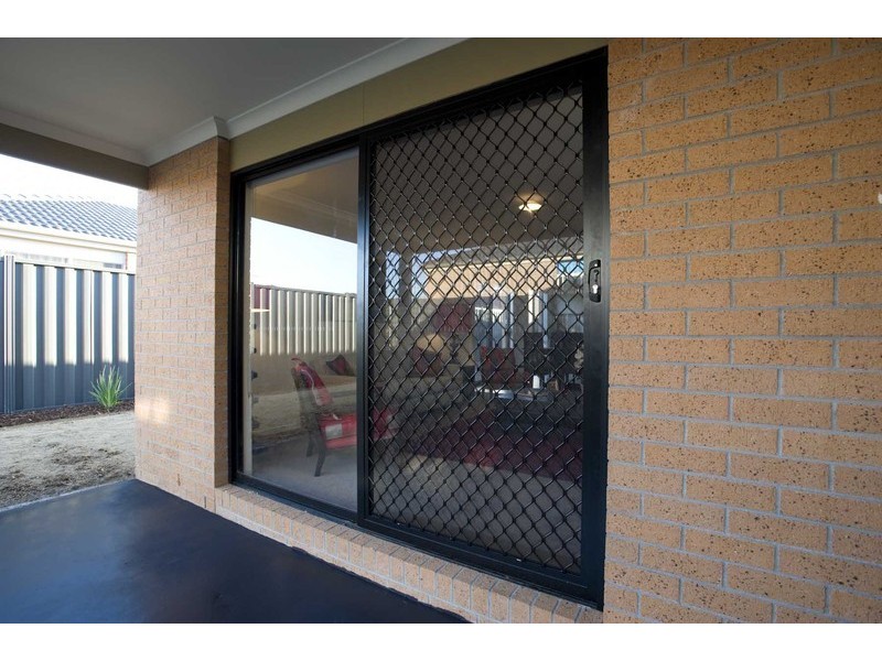 Cranbourne West VIC 3977