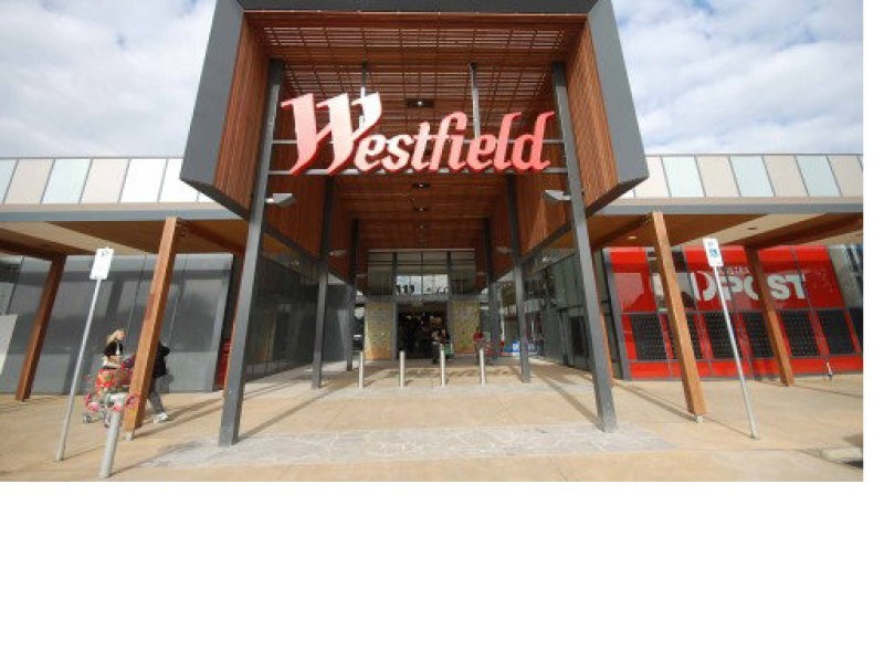 822 TOWERHILL AVENUE, Doreen VIC 3754