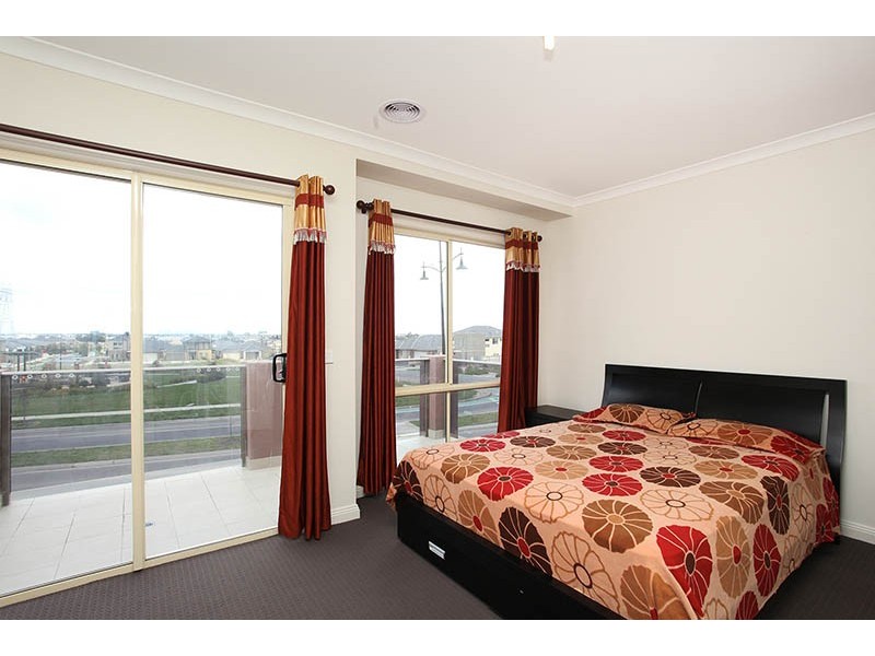 122 Lyndarum Drive, Epping VIC 3076