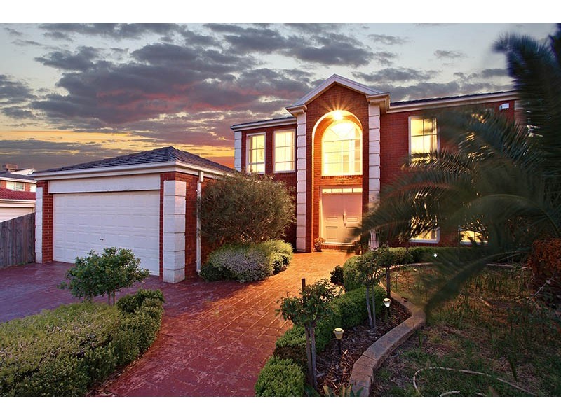 11 Parklands Drive, Thomastown VIC 3074