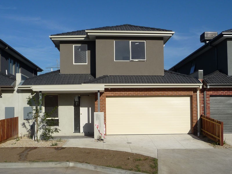 16 Riverside Drive, South Morang VIC 3752