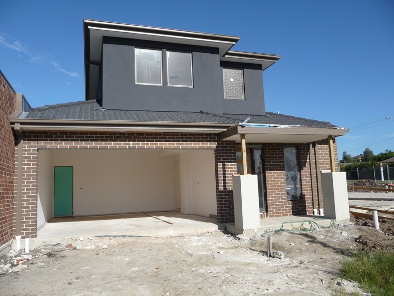 10 Riverside Drive, South Morang VIC 3752