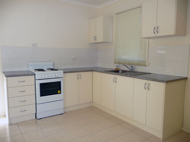 2/798-800 Plenty Road, South Morang VIC 3752