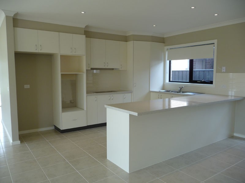 39 Hawkstowe Parade, South Morang VIC 3752