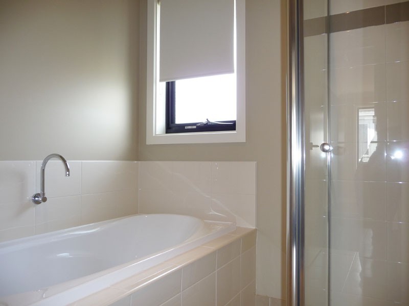 39 Hawkstowe Parade, South Morang VIC 3752