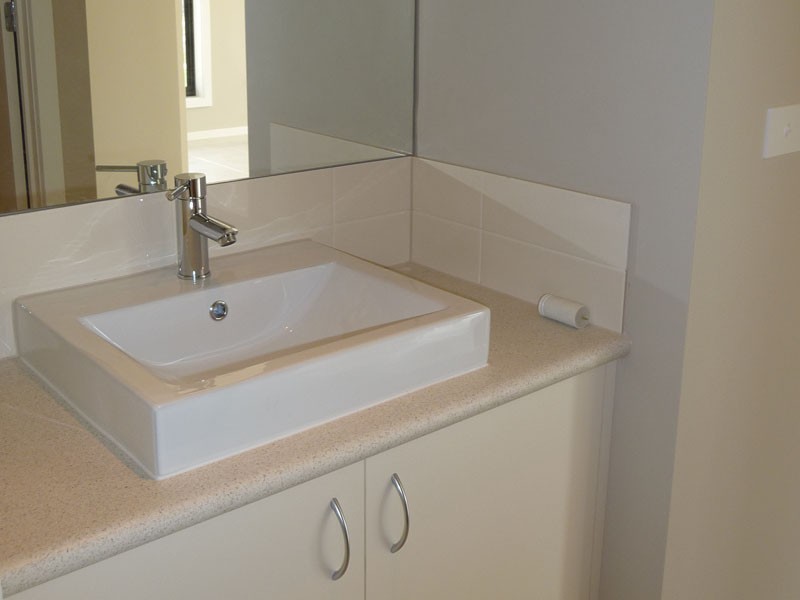 39 Hawkstowe Parade, South Morang VIC 3752