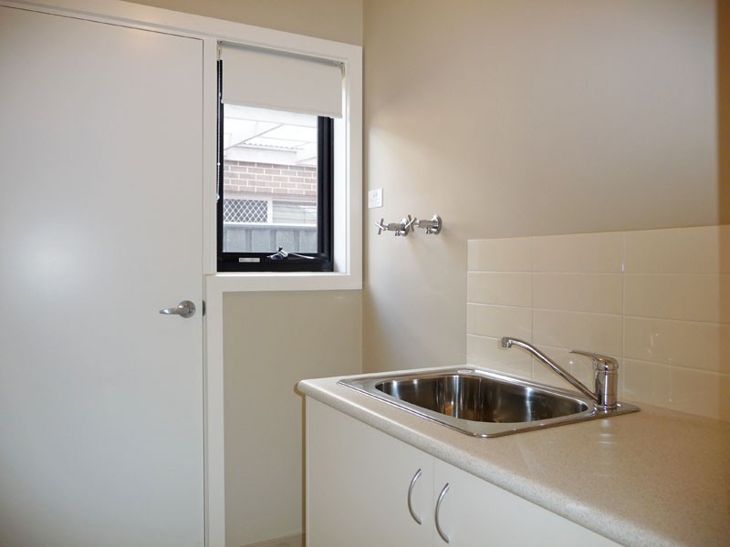 39 Hawkstowe Parade, South Morang VIC 3752