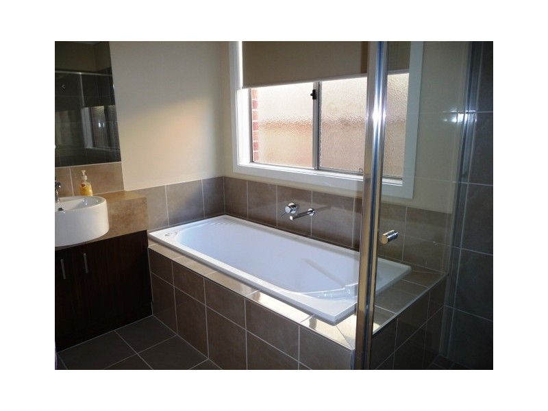 3 Sunridge Drive, Mernda VIC 3754