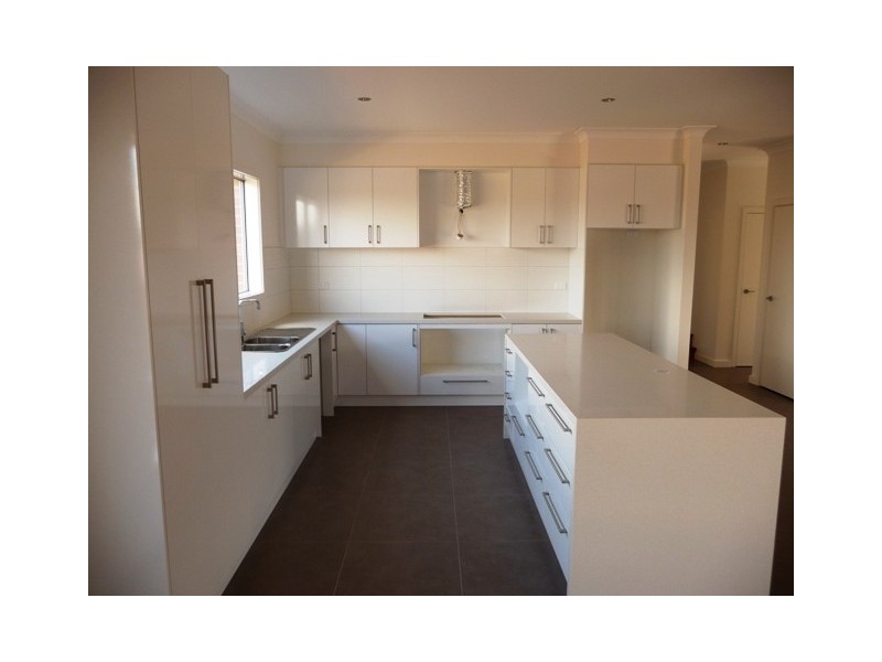 37 Sunnybrae Drive, Mernda VIC 3754