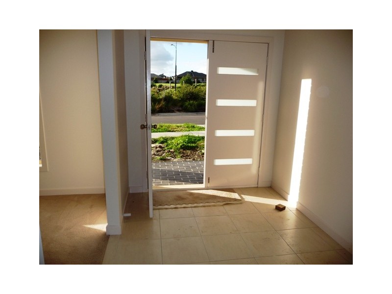 Lot 1946 Herlitz Drive, Epping VIC 3076