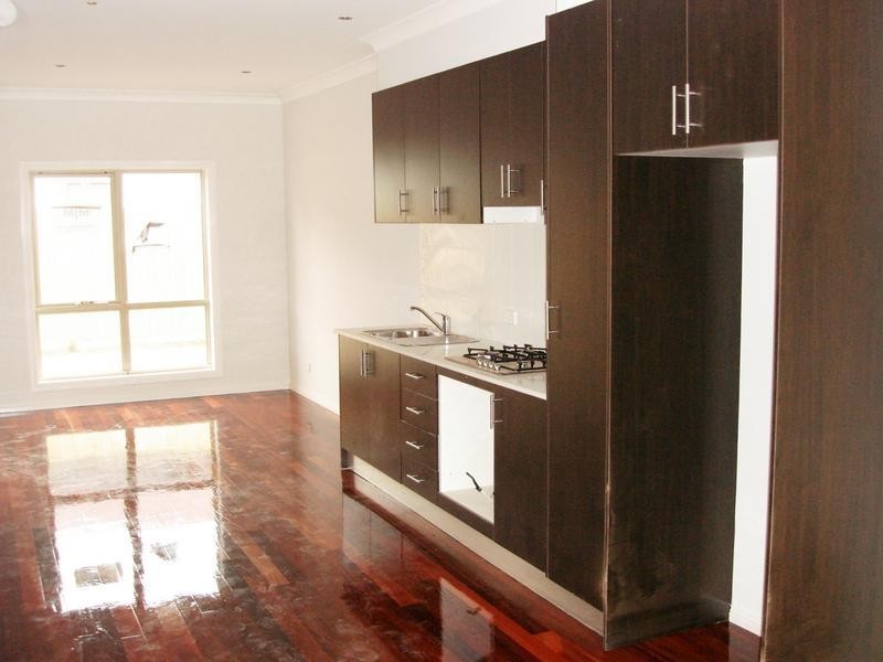 Unit 2 / 45 Barton Street, Reservoir VIC 3073