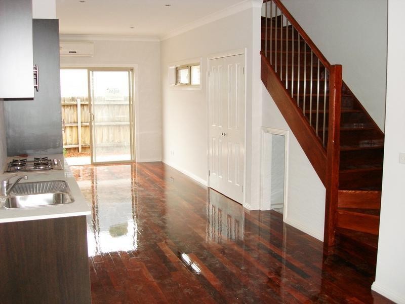 Unit 2 / 45 Barton Street, Reservoir VIC 3073