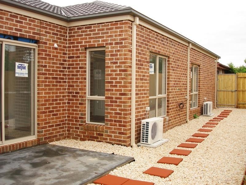 Unit 2 / 45 Barton Street, Reservoir VIC 3073