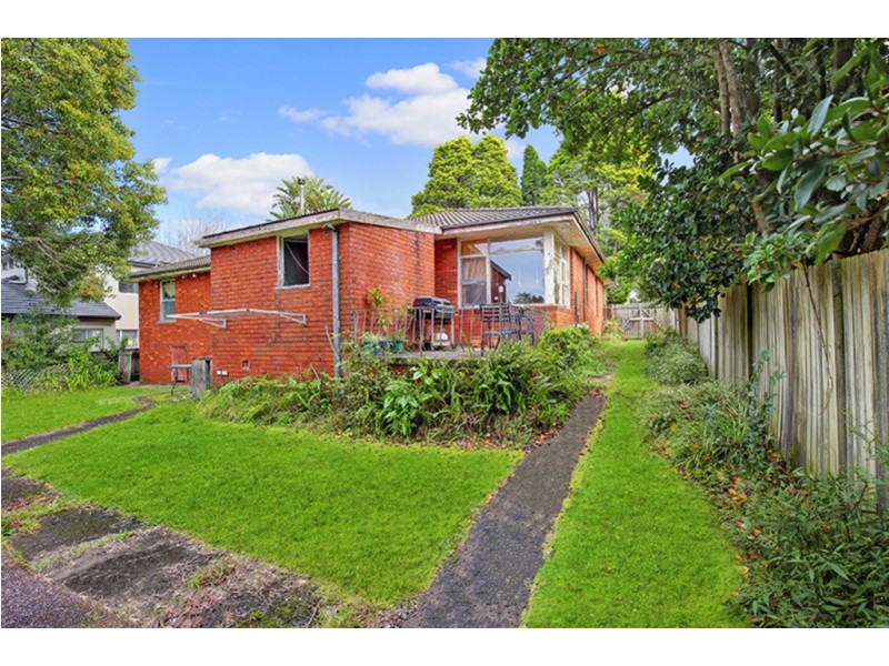 97 Warrimoo Avenue, St Ives NSW 2075