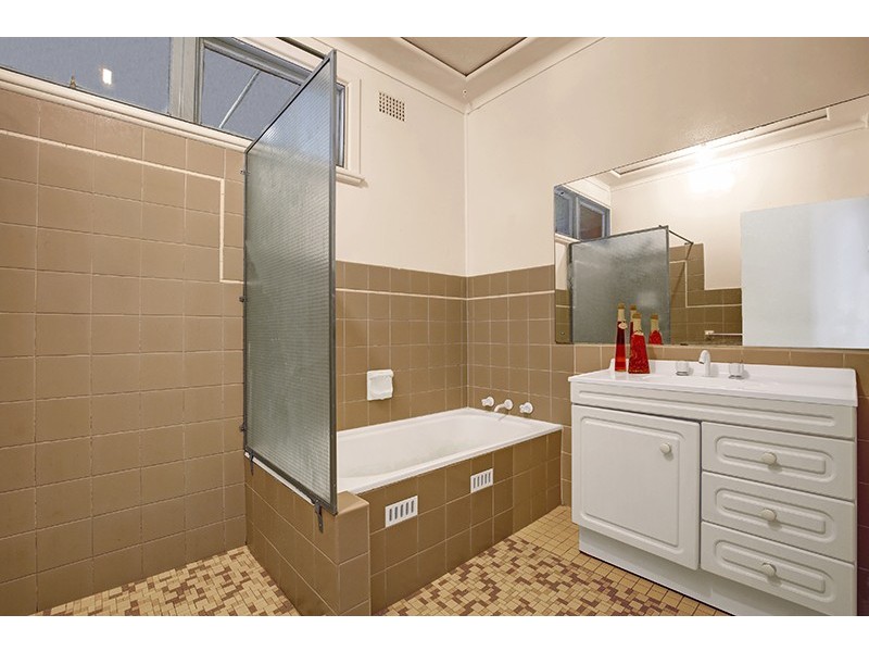 97 Warrimoo Avenue, St Ives NSW 2075