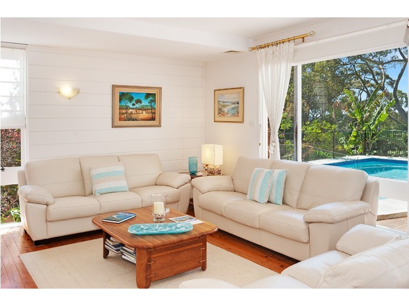 15 Athena Avenue, St Ives NSW 2075